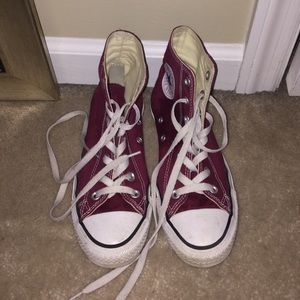 Garnet Converse All Stars