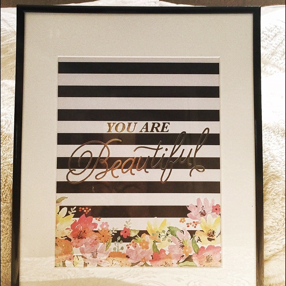 DORM ROOM DECOR!! Remind her that she is beautiful