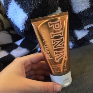 PINK sun kissed tinted self tanning gel