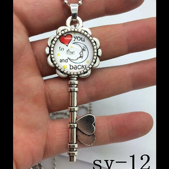 Jewelry - Love you to the moon & back