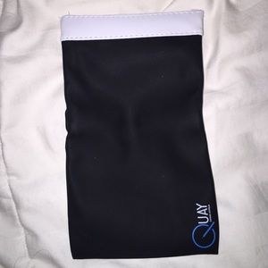 🔵Quay sunglasses holder