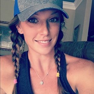 Meet your Posher, Allison