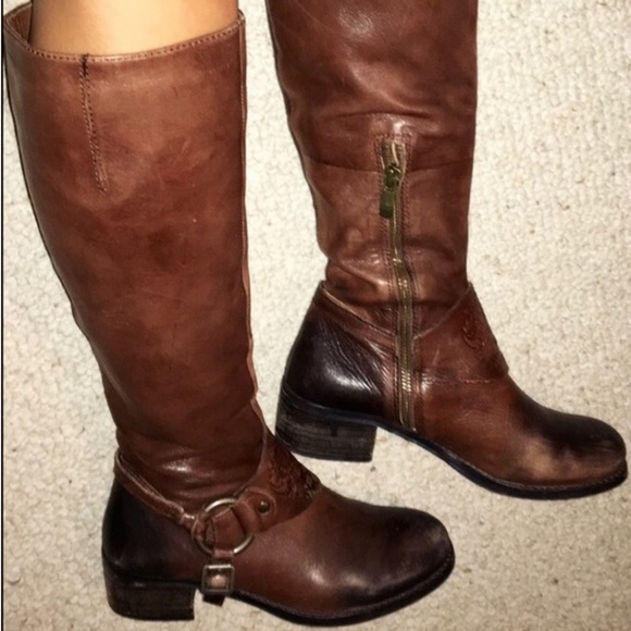 Boots - Picture 1 of 4