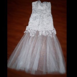 Beautiful white lace Prom/Wedding dress