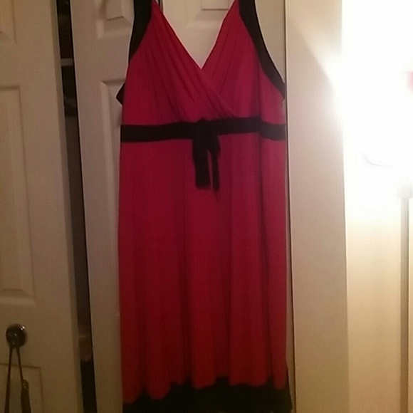 Studio Dresses & Skirts - Black an Red Strap Dress 26/28