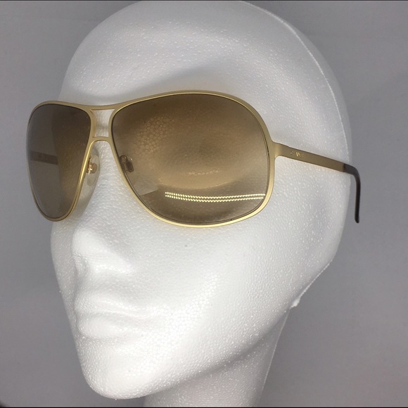 Chanel Matte Golden Frame Sunglasses - Picture 4 of 4