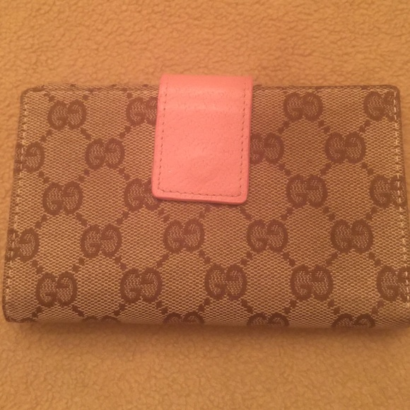 "Sold on Mercari" Authentic Gucci bifold wallet - Picture 4 of 4