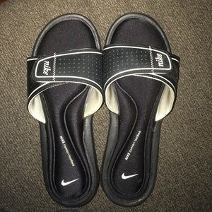 Nike padded flip flop slides