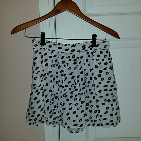 BCBG shorts