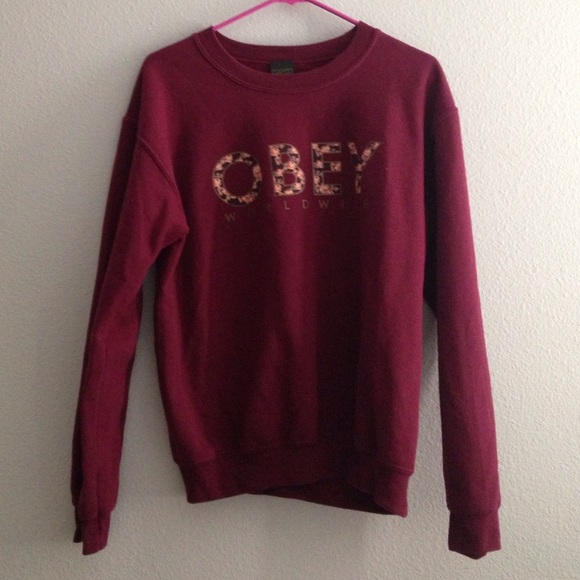 Obey sweater