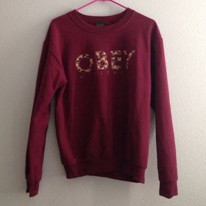 Obey sweater