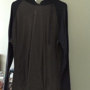 Long sleeve Rvca shirt, Can be worn as jacket