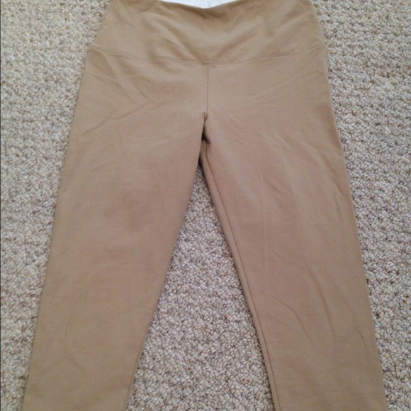 Lysse Capri Leggings. Brand New!