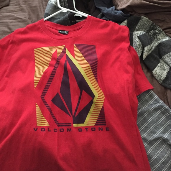 Short sleeve volcom shirt - Picture 1 of 1