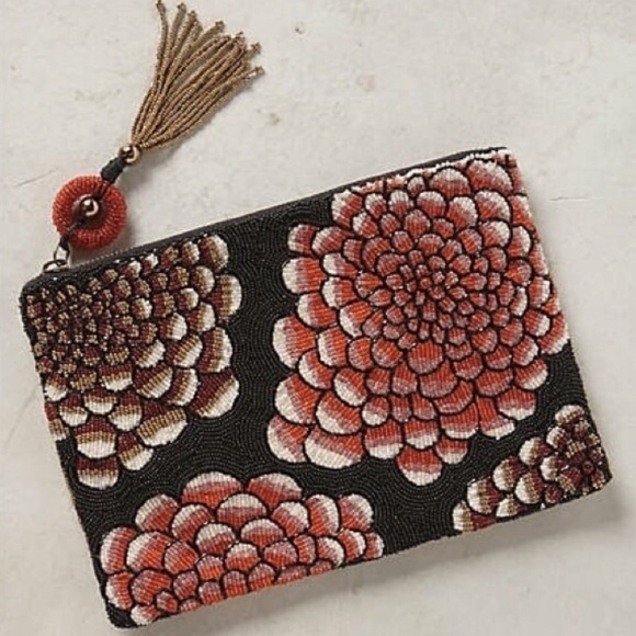 Anthropologie Handbags - Anthroplogie beaded clutch