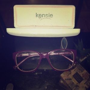 Kensie glasses.