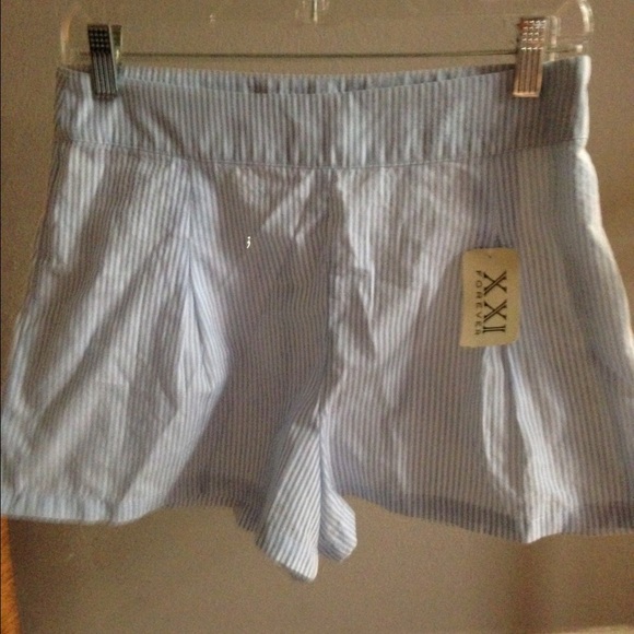 Seersucker Forever 21 shorts, new with tags