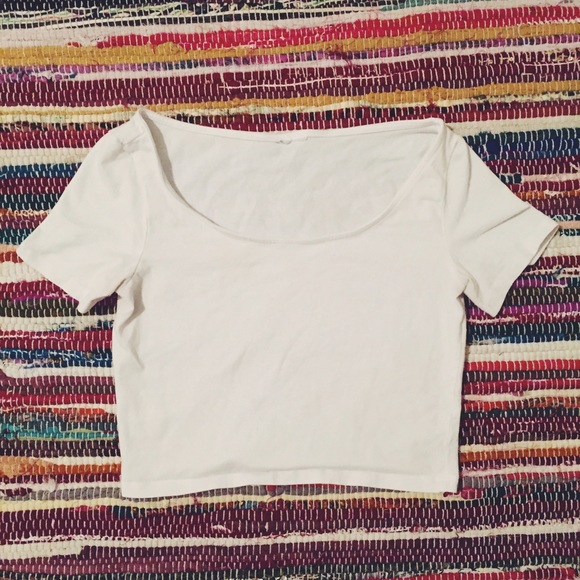 SALE‼️H&M BASICS CROP TOP - Picture 1 of 1