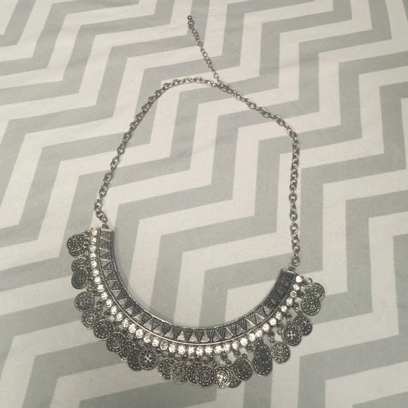 BKE Accessories - BKE silver and studded necklace.
