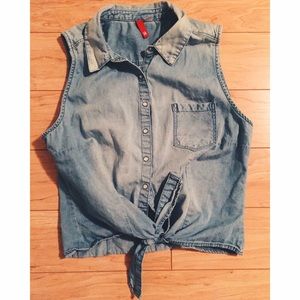 SALE‼️Chambray Denim Sleeveless Top (H&M)