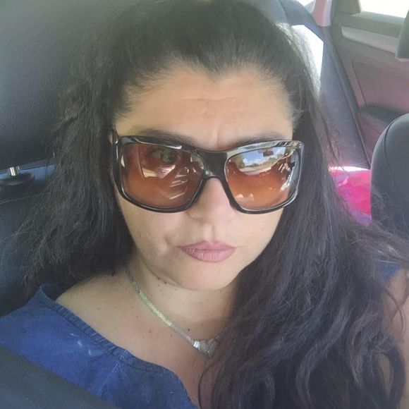 Meet your Posher, Donna - Picture 1 of 1