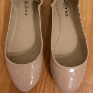 Mossimo nude flats