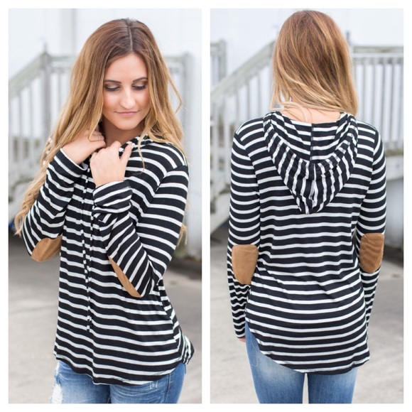 Crisp Air Striped Hoodie🍂 - Picture 2 of 4