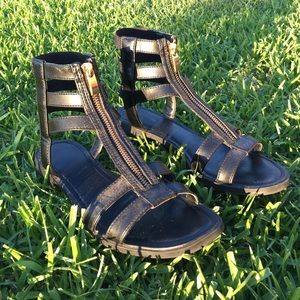 Black Merona Gladiator Sandals with Gold Zipper
