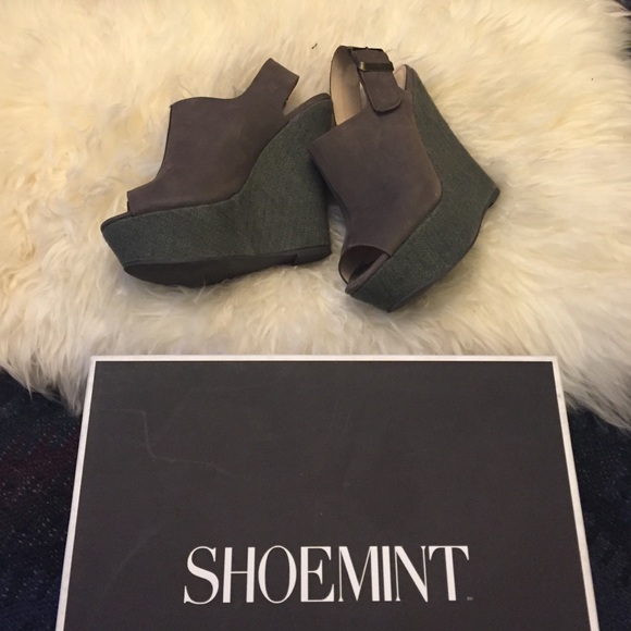 Shoemint platform wedge sandals
