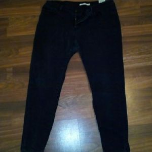 Black skinny jeans