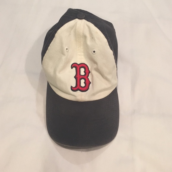 Fitted Red Sox Hat