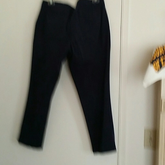 SOLD z 12 by New York & Company - Picture 3 of 3