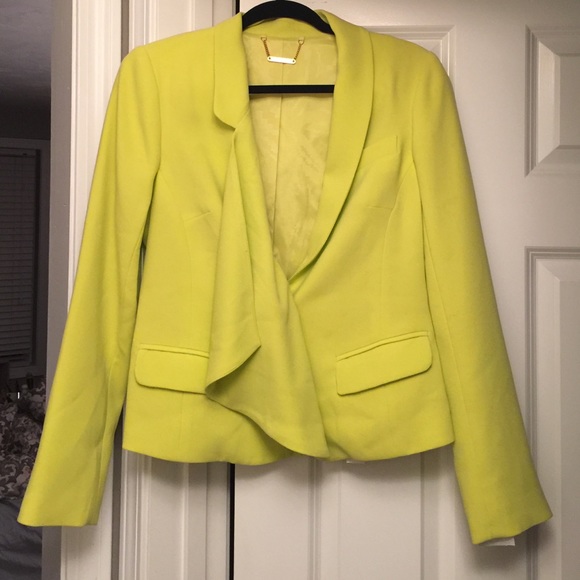 Trina Turk Jackets & Blazers - 💥SALE💥Trina Turk blazer. Size 8