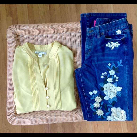 The Limited Drew Embroidered Jeans - Picture 1 of 4