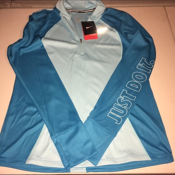 Nike Tops - Nike Pullover NWT dri-fit