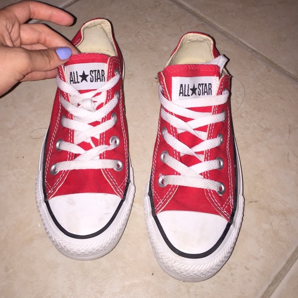 LOW TOP RED CONVERSE