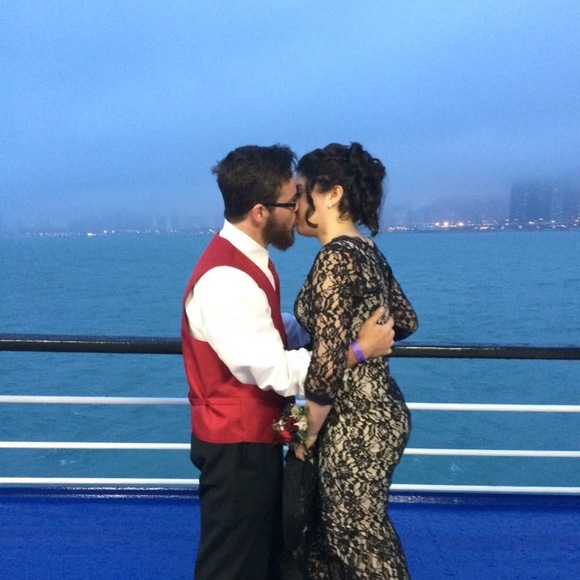 Meet your Posher, Rebecca - Picture 1 of 1