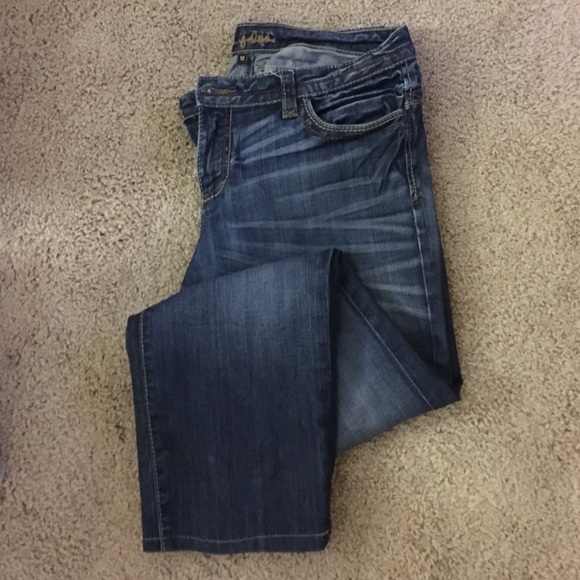 Kut from the Kloth Denim - KUT 12 straight leg mid rise distressed blue jeans