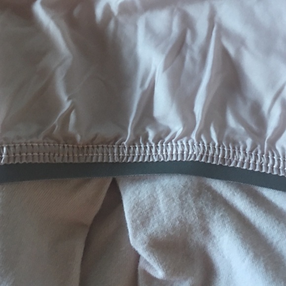 Lululemon Button Pullover - Picture 4 of 4