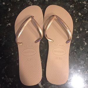 Bronze Slim Havaianas USA size 6