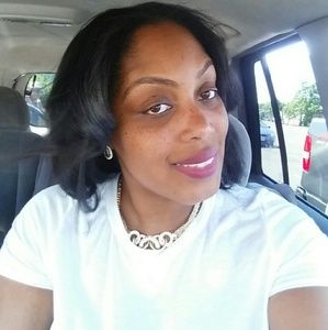 Meet your Posher, Jena