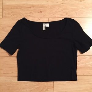 SALE‼️H&M BASICS BLACK CROP TOP