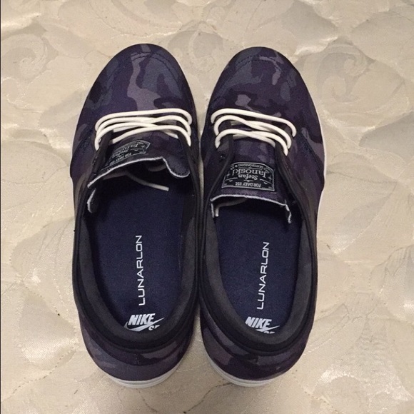 Nike SB Janoski, Navy Blue Camo, Size 10.5 MENS - Picture 2 of 4