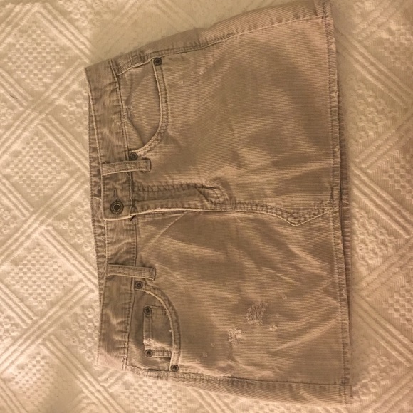 Grey skirt