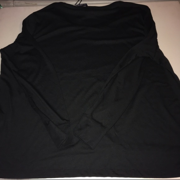Nike Long Sleeve T-Shirt NWT - Picture 3 of 3
