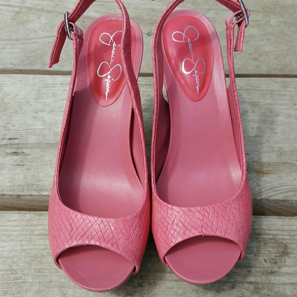 Pink Jessica Simpson wedges signs size 9