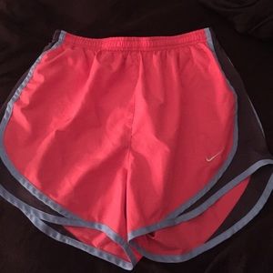 Salmon colored Nike shorts size small
