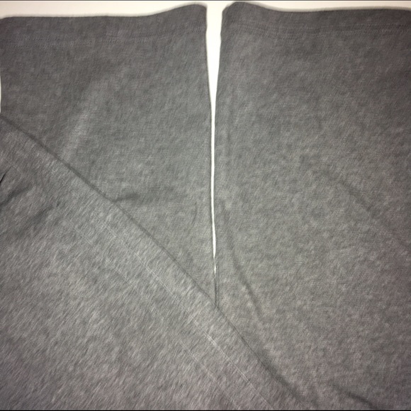 Gray nike work out pants NWT - Picture 3 of 4