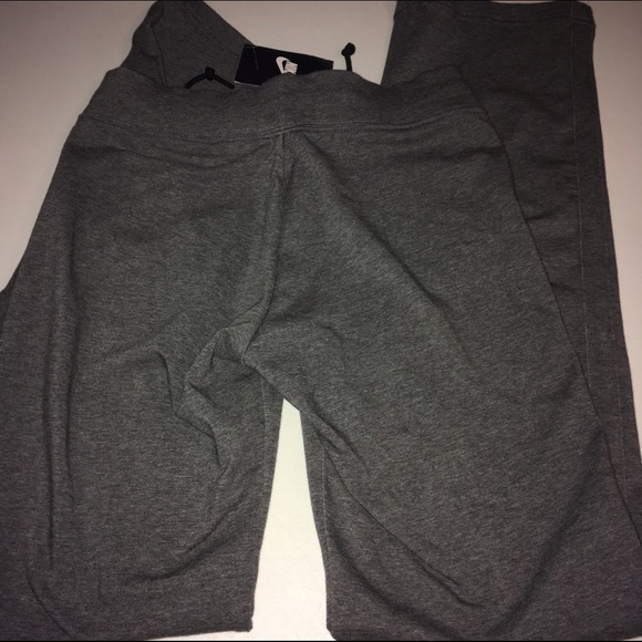 Gray nike work out pants NWT - Picture 4 of 4