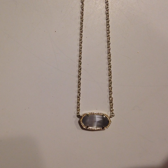 Kendra Scott Necklace